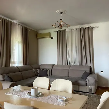 Ilir Guest house *
